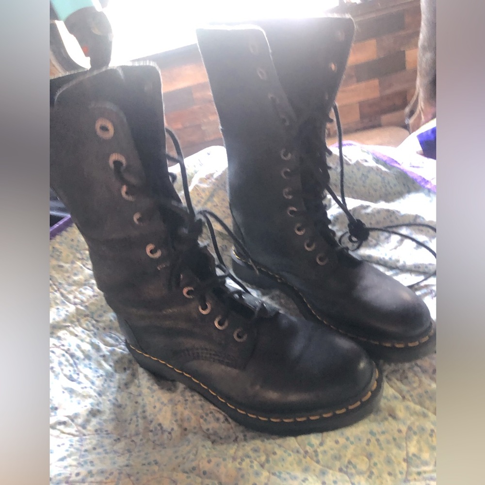 Dr martens men’s size 10
